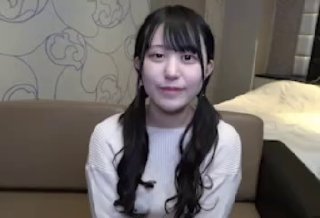 300254乖巧的少婦母狗舔腳